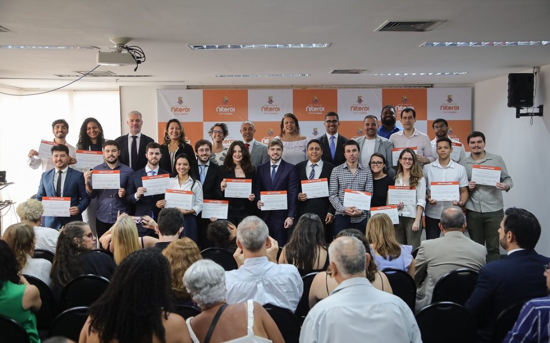 Novos Auditores Municipais de Controle Interno tomam posse na CGM-Niterói